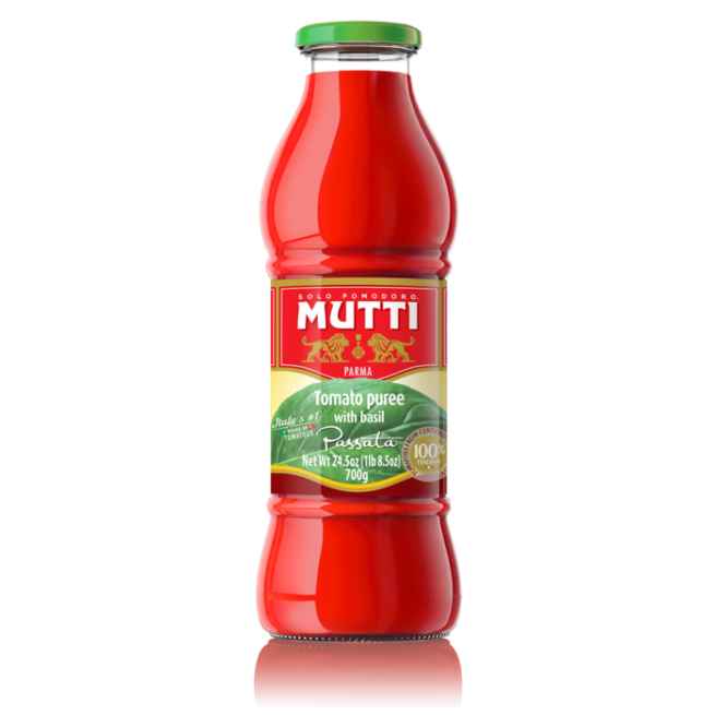 Mutti Passata Tomato Puree with Basil 24.5oz